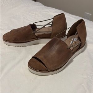 Eileen Fisher Ken Platform Sandal